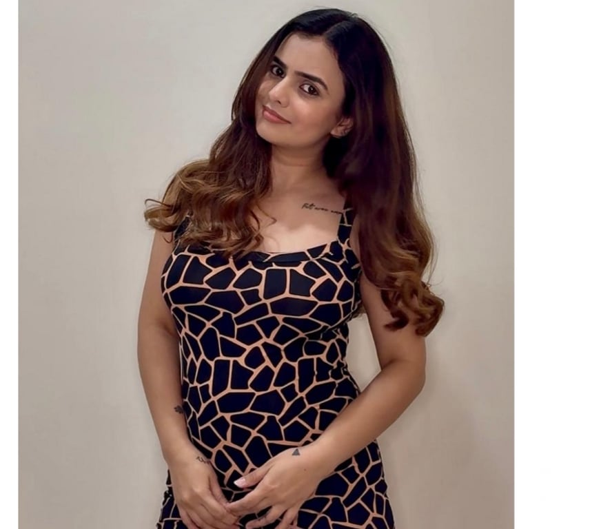 Escorts East London Redbridge - Photos for An Indian asian girl is available at your town