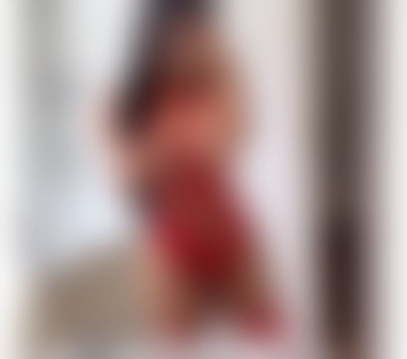 Livia • discreet • professional • no rush