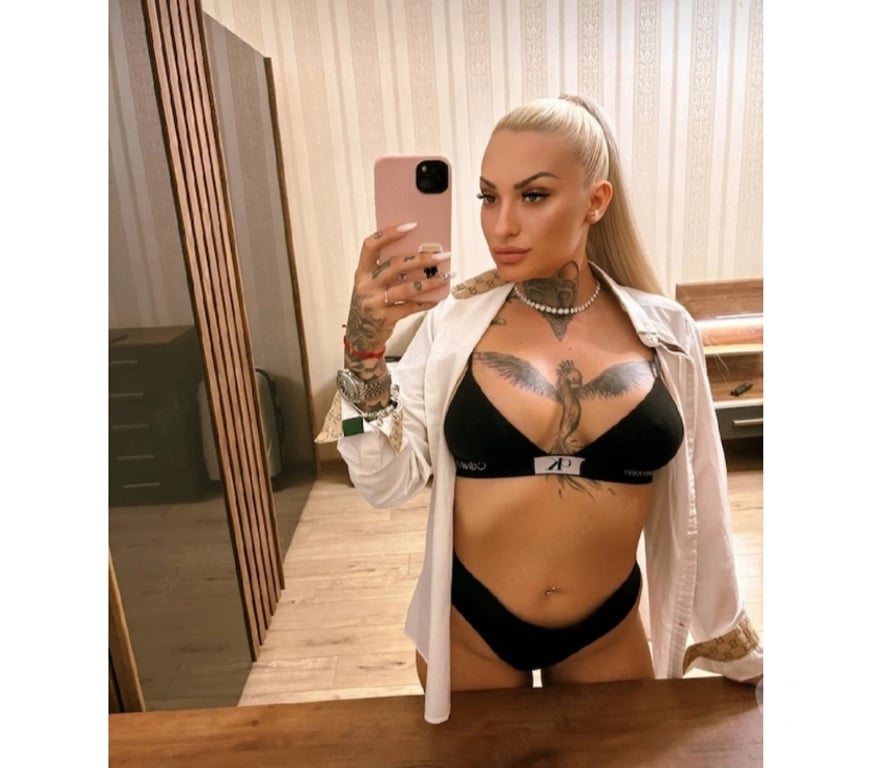 Escorts Cardiff Cardiff City Centre - Cardiff - Photos for Text me right now!