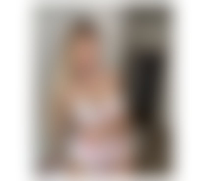 Escorts West Yorkshire Wakefield - Photos for Luxury Blonde Companion Available
