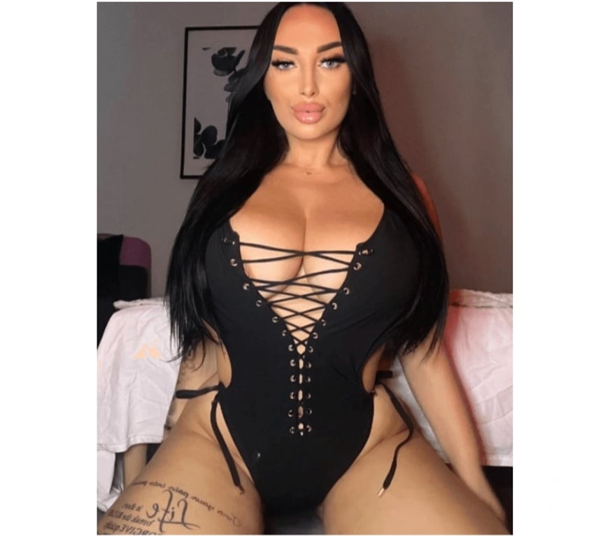 Escorts York York City Centre - York - Photos for Hi guys , I’m Dolynew in town, party 🍾❤️