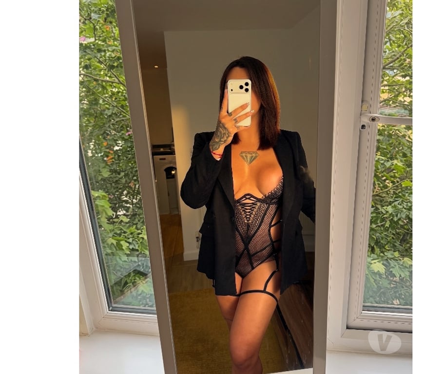 Trans Escorts South West London Kingston upon Thames - Photos for Amanda hot Brazilian