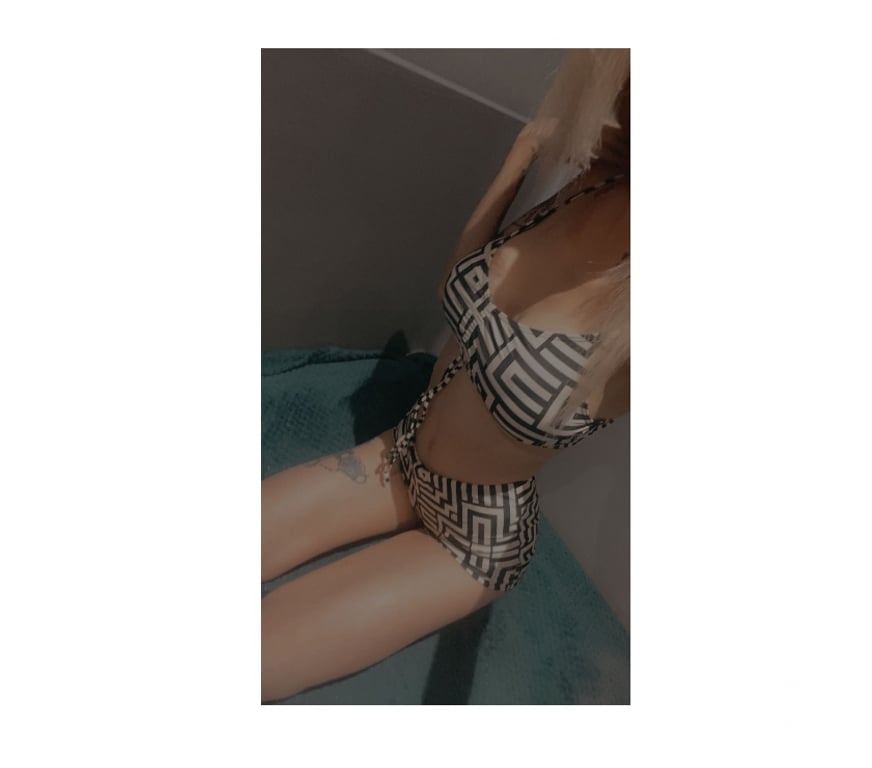 Escorts Stirling Stirling City Centre - Stirling - Photos for My name is Karina new in City
