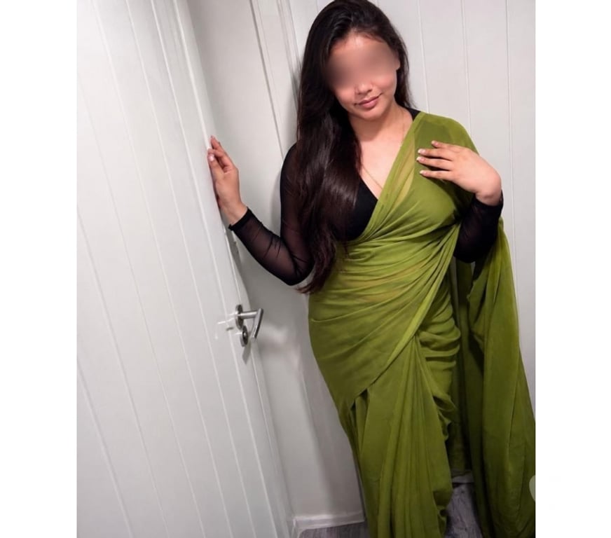 Escorts West Yorkshire Leeds - Photos for Indian Tamil girl new in Leeds