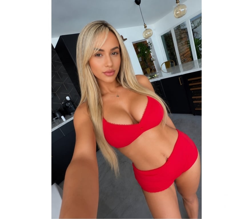 Escorts East London Commercial Road - East London - Photos for ALDGATE EAST STATION❤️SEXY LISA-REAL PICS-OWO-FKISS