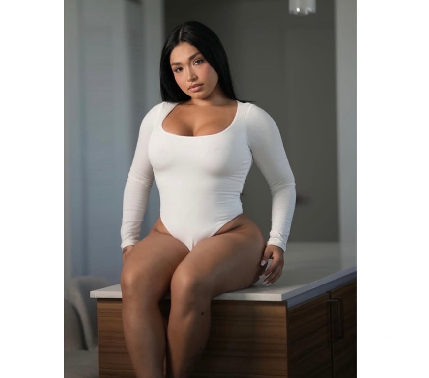 Escorts North West London Euston Square Station - North West London - Photos for 🍓🔥Larissa Delicious hot Larina💋