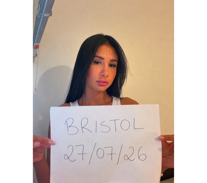 Escorts Bristol Bristol City Centre - Bristol - Photos for Amazing Livia 🔥🇧🇷 party girl 🍾no rush