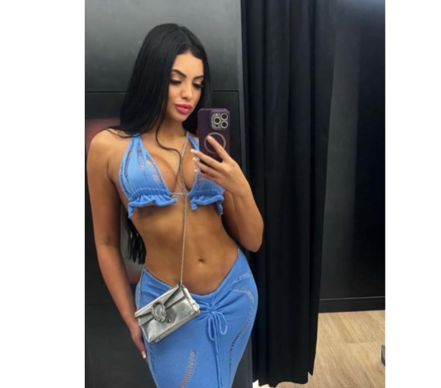 Escorts West Northamptonshire Northampton - West Northamptonshire - Photos for Naughty 🫦 Brazilian 🇧🇷 girlfriend ♥️