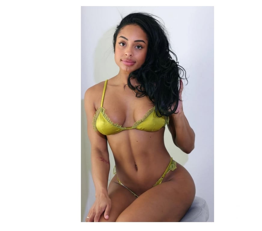 Escorts Lancashire Preston - Photos for beautiful Latina Camila