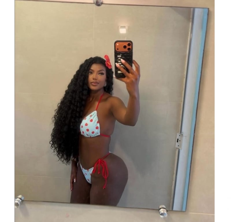 Escorts North London White Hart Lane Station - North London - Photos for Julia Brazilian hot 🔥🍑🍫