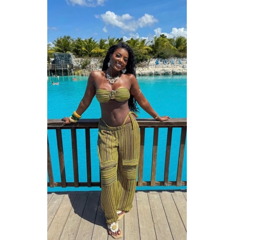 Escorts North London White Hart Lane Station - North London - Photos for Julia Brazilian hot 🔥🍑🍫