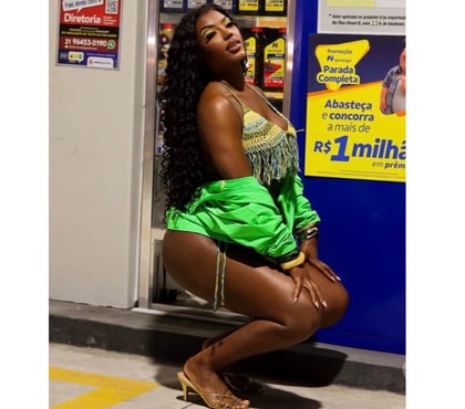 Escorts White Hart Lane Station North London - Photos for Julia Brazilian hot 🔥🍑🍫