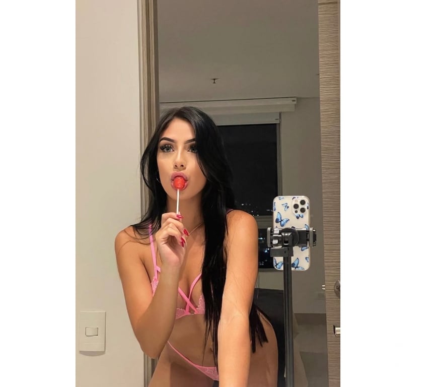 Escorts East London Canary Wharf - East London - Photos for Karen Brazilian the best services 🫦🇧🇷 Party 🫦