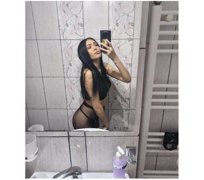  Escorts & Erotic Massage Haghill Glasgow - Photos for I m sexy now gril în town best party🥰🥰