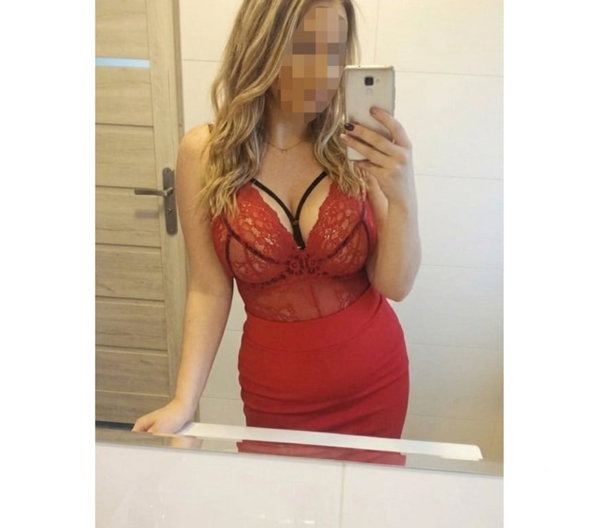 Escorts Hampshire Portsmouth - Photos for FIRST TIME HERE!💋🍑Busty Blond Beauty💋🍑