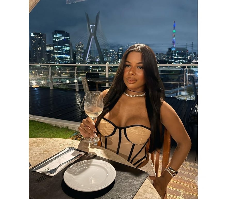 Escorts Surrey Woking - Photos for 🇧🇷BIA GOOD TIME💯ONLY ONE WEEK🇧🇷🔞