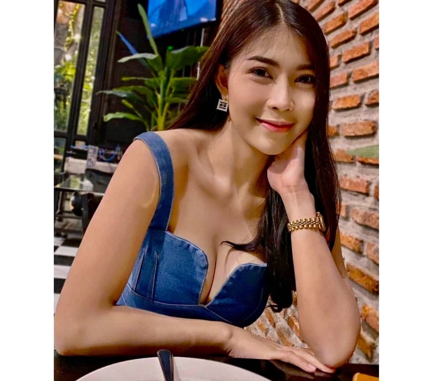 Escorts Hertfordshire Welwyn Hatfield - Photos for Sensual Thai Minta New Escort in town