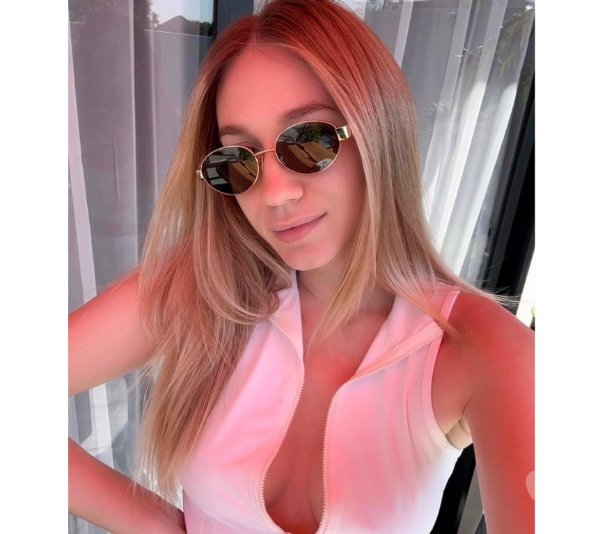 Escorts Bedfordshire Bedford - Photos for ALICE BEST PARTY - GFE - AVAILABLE 🧡🧡🧡🧡