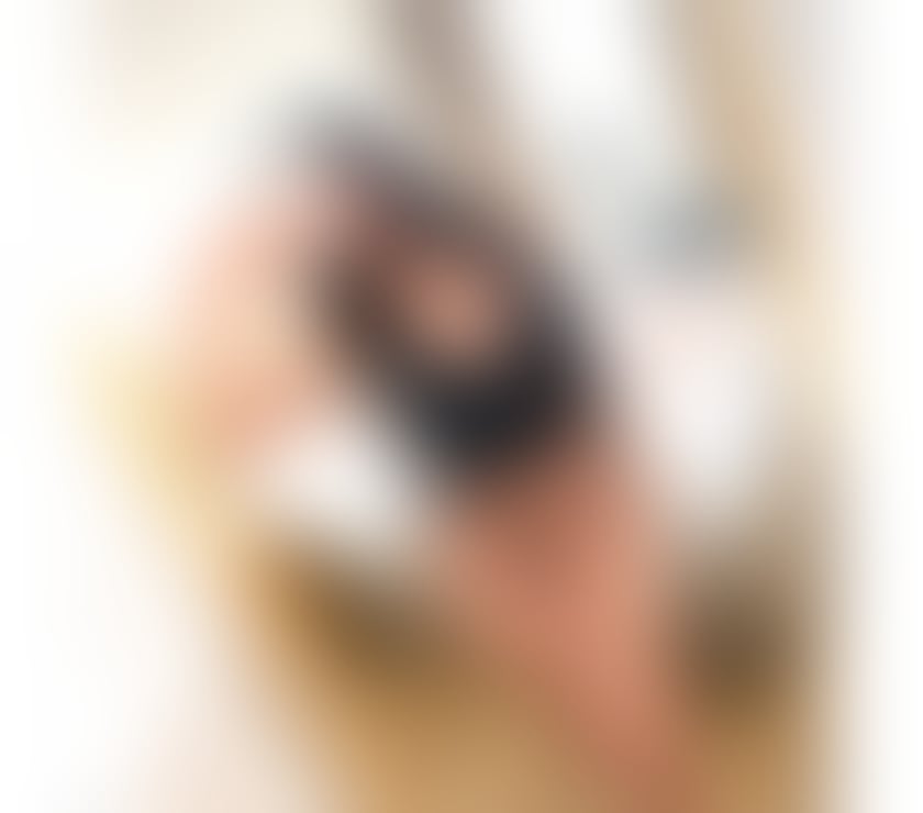 Chessington - Kingston upon Thames — Catrina. A Brazilian woman new to the area.💋🔥🇧🇷