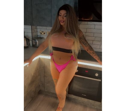 Escorts Cardiff City Centre Cardiff - Photos for Ariane Vendramine Femme Boy