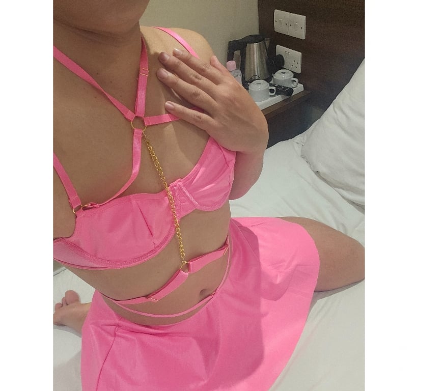 Trans Escorts Bedfordshire Luton - Photos for Thai femboy Massage 70£ In Luton town