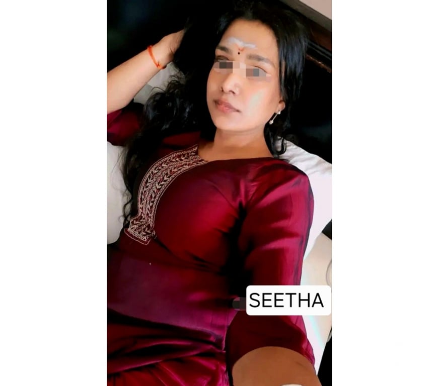 Escorts East London Whitechapel - East London - Photos for SOUTH INDIAN TAMILNADU GIRL SEETHA IN WHITECHAPEL