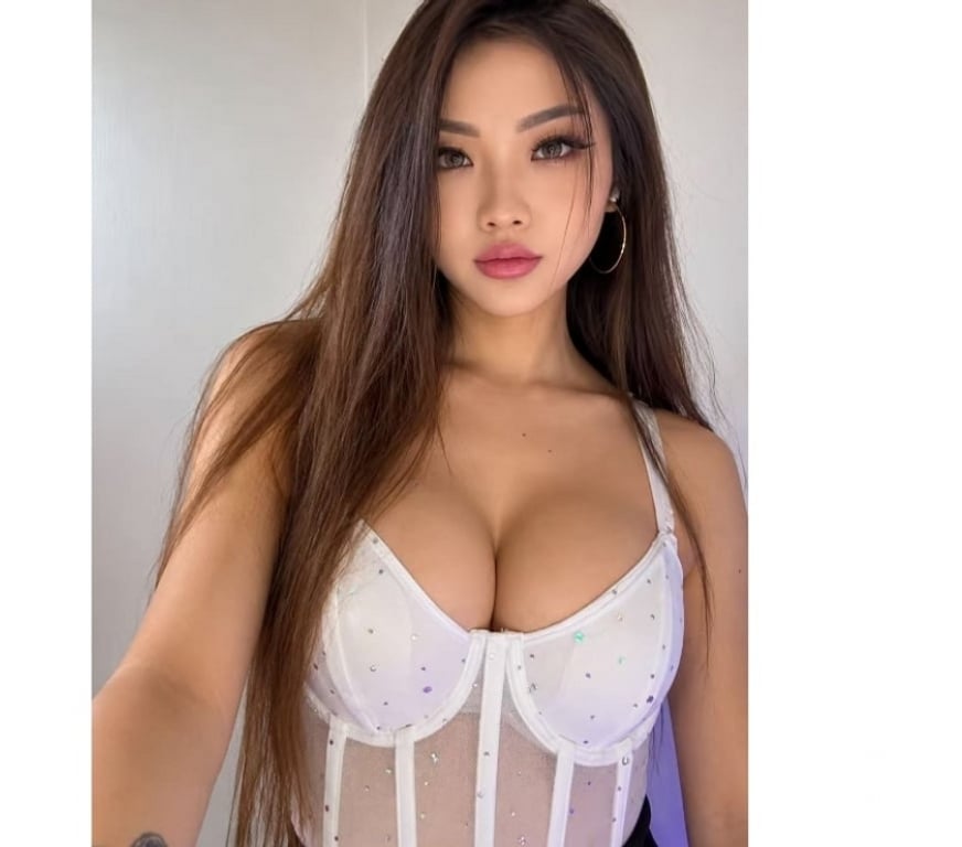 Escorts South East London Croydon - Photos for Near Hospital🔥Superb DUO 🔥Asian escorts in town
