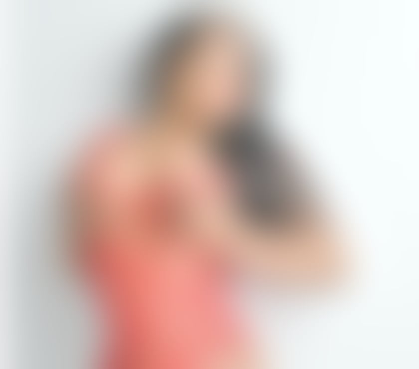 Colombian Escorts & Erotic Massage Hatfield Welwyn Hatfield - Photos for SEXY DOMINANT SHEMALE GIRLVENUS XXL