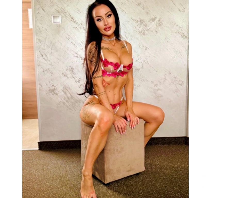 Escorts Cornwall Truro - Cornwall - Photos for JUST ONE WEEK HERE 💥💥💥NAUGHTY GIRL