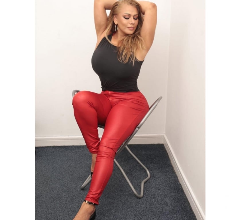 Escorts Devon Plymouth - Photos for COLOMBIAN LOLA HOT NEW IN TOWN