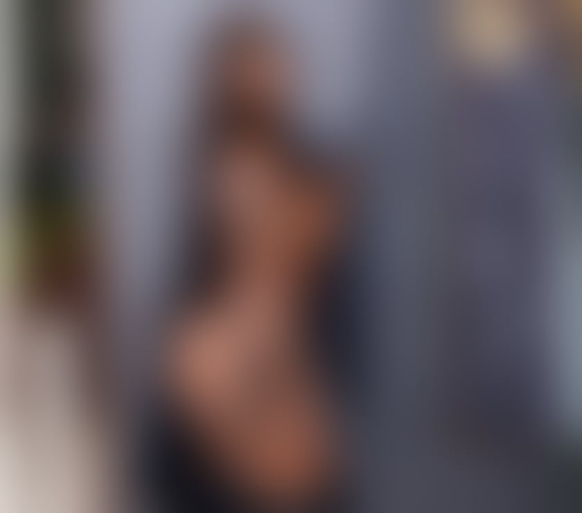 Escorts Stratford East London - Photos for Hi im Brazilian girl call for good time together...