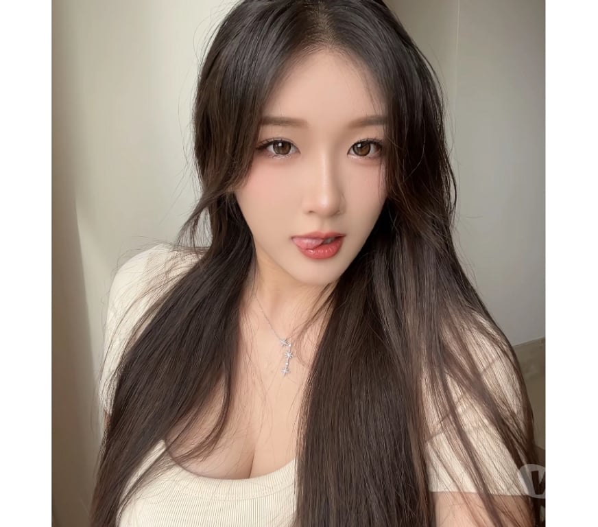 Escorts South West London Tooting - South West London - Photos for Vietnamese girl just arrived in England❤️❤️🌹