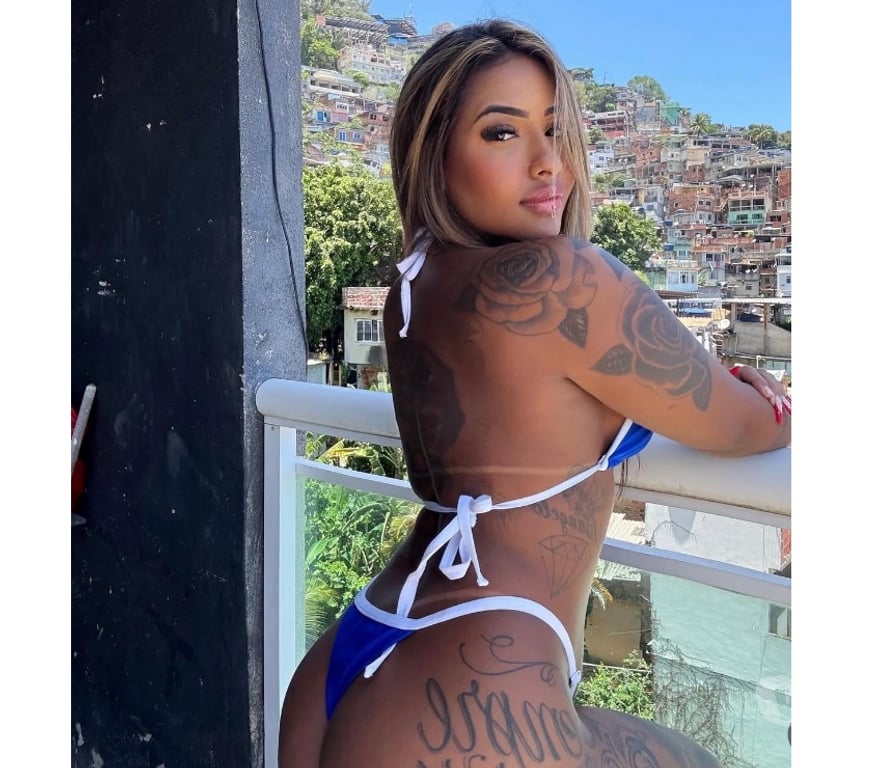 Escorts Wrexham - Wales Wrexham City Centre - Wrexham - Photos for Laura ribeiro Brazilian🇧🇷