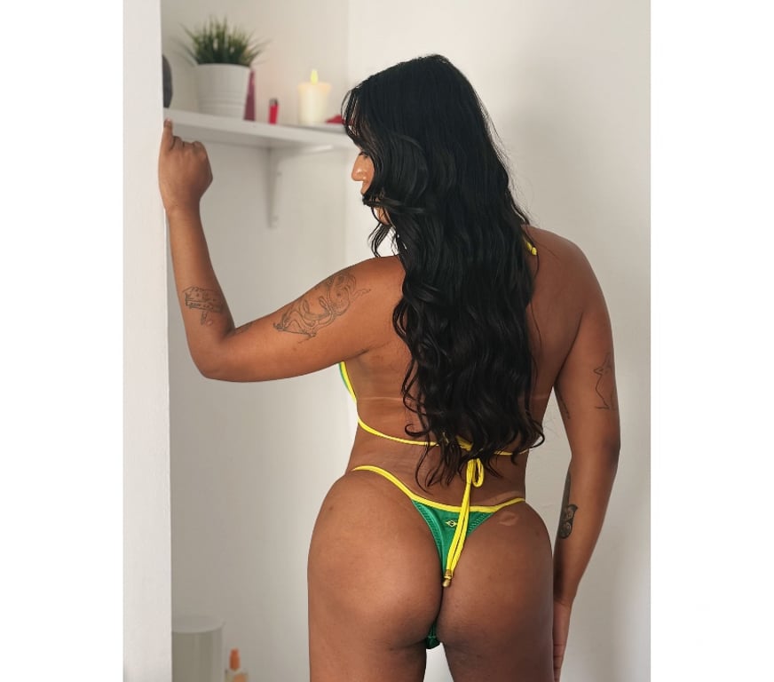 Trans Escorts Lancashire Preston - Photos for Valeska Foxx Brazilian