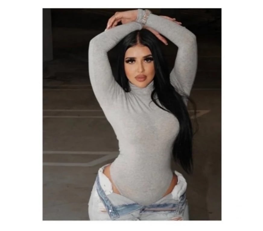 Escorts West Northamptonshire Northampton - West Northamptonshire - Photos for SARAH 💚🧡 GOOD MASSAGE🍆💦👅OWO KISS 💋