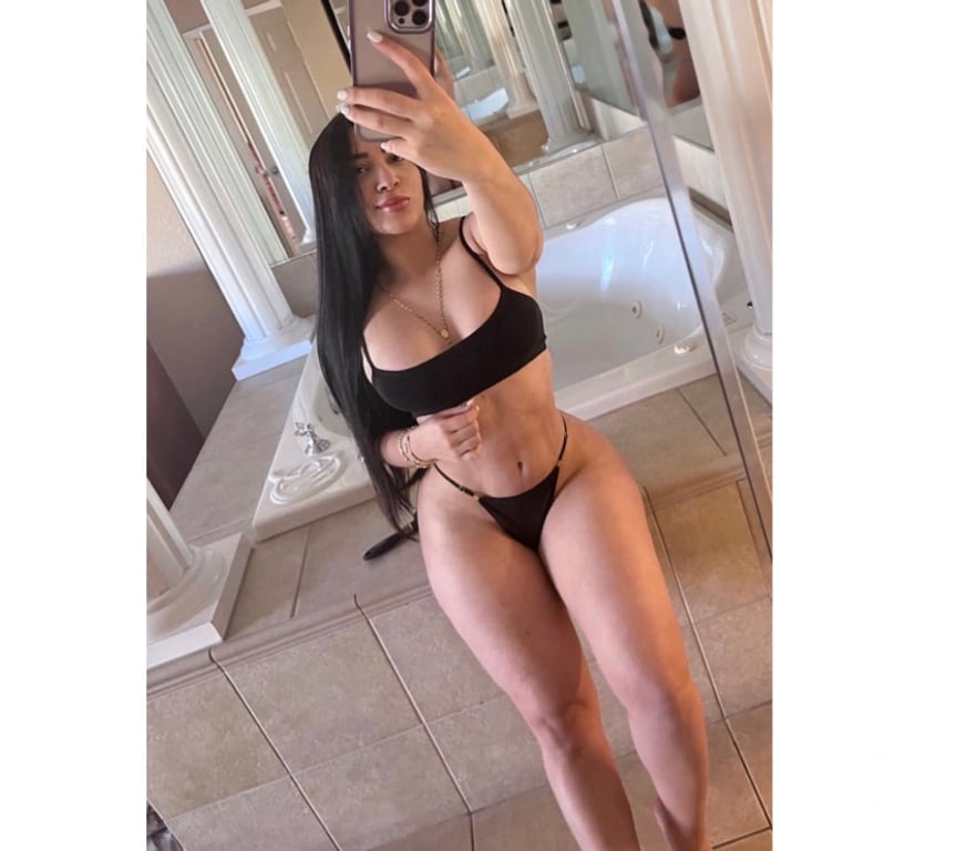 Escorts Buckinghamshire Milton Keynes - Photos for Hot Vick fresh from Brazilian! VIP service!Book now