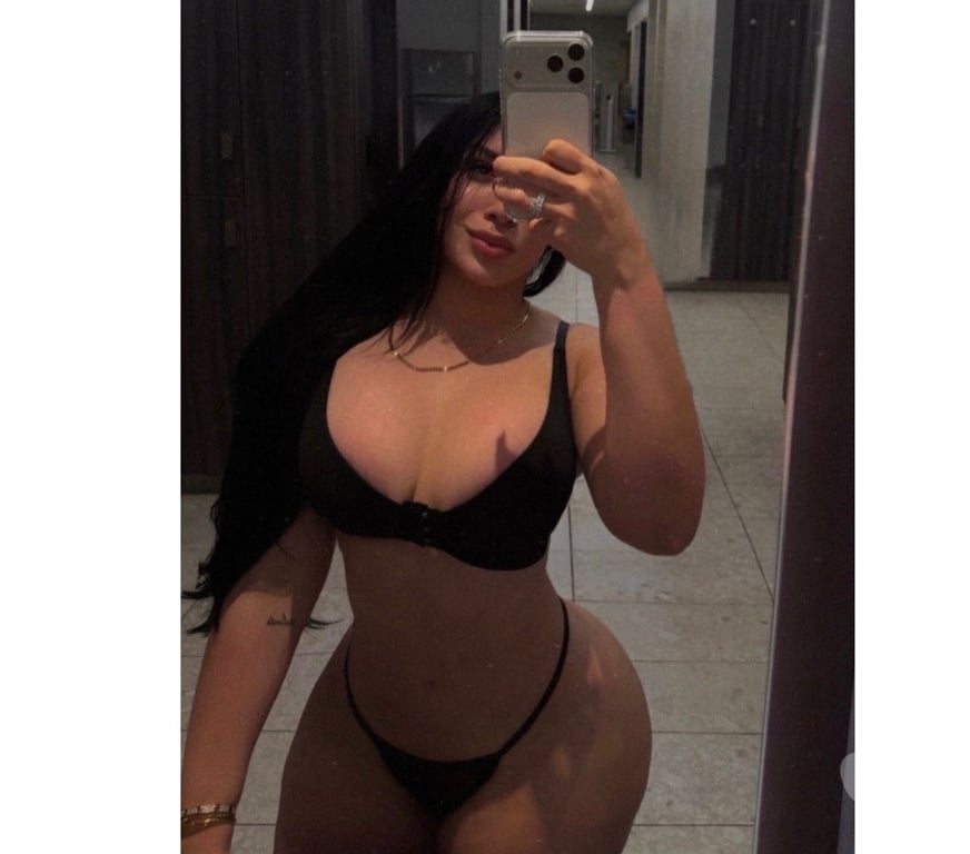 Escorts Buckinghamshire Milton Keynes - Photos for Hot Vick fresh from Brazilian! VIP service!Book now