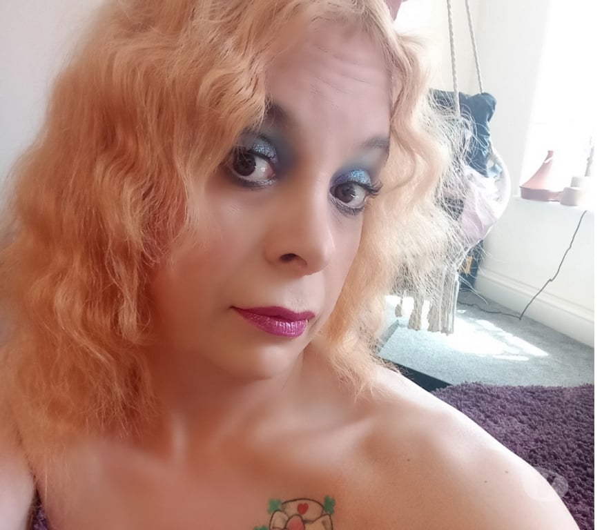 Escorts West Yorkshire Leeds - Photos for Hot post op milf TS for you pleasure