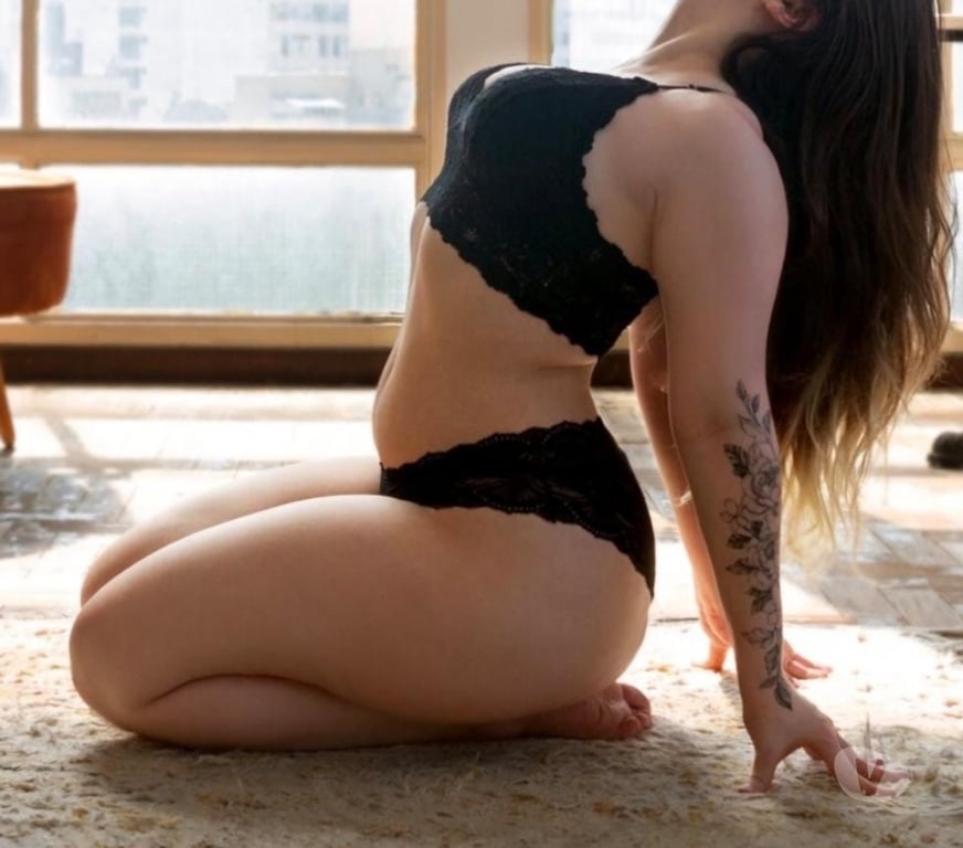 Escorts West London White City Station - West London - Photos for 💯 REAL PIC 🔥 ATTRACTIVE GIRL FOR COMPANY 💋