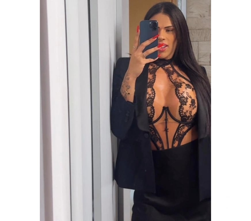 Escorts Staffordshire Stafford - Photos for TAYNA XL FiT 🇧🇷🥳