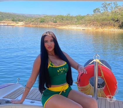 Photos for BEAUTIFUL BRAZILIAN IN THE CITY 🇧🇷🔥