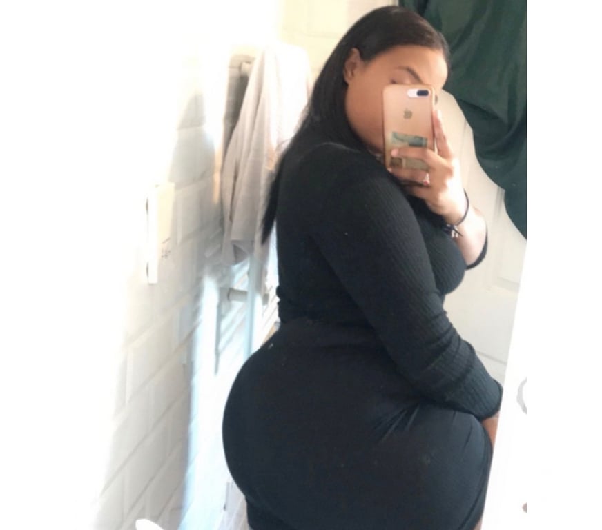 Escorts East London Forest Gate - East London - Photos for Big big Melissa🔥🔥🔥sexy girl🔥🩷party