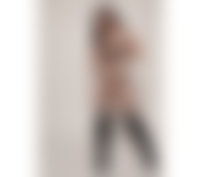 Escorts South West London Tooting Broadway - South West London - Photos for 🔥 SENSUAL, ATTRACTIVE AND CHARMING BRUNETTE 💋