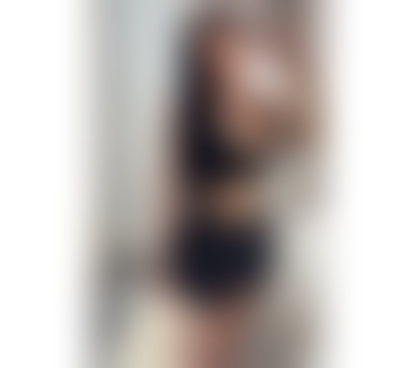 Escorts South West London Tooting Broadway - South West London - Photos for 🔥 SENSUAL, ATTRACTIVE AND CHARMING BRUNETTE 💋