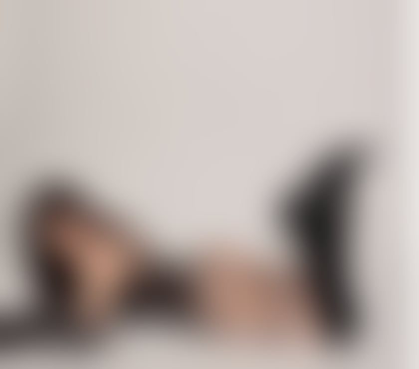 Escorts South West London Tooting Broadway - South West London - Photos for 🔥 SENSUAL, ATTRACTIVE AND CHARMING BRUNETTE 💋