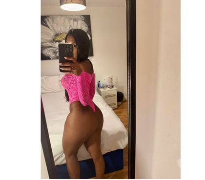 Escorts Birmingham City Centre Birmingham - Photos for THAINA SPAECE 🥰 VERY HOT AND PARTY GIRL 🤤🥰