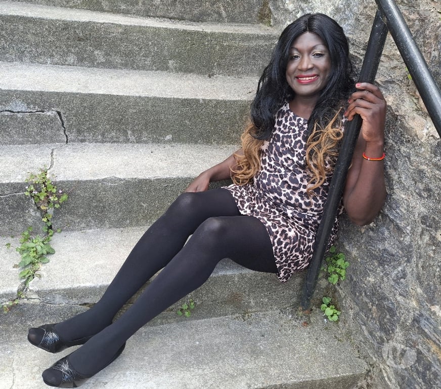 Trans Escorts Slough Slough Town Centre - Slough - Photos for Chloe in slough thursday