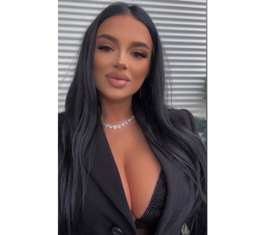Escorts Buckinghamshire High Wycombe - Buckinghamshire - Photos for Busty ❌❌❌SEXY ALMA💄BIG 🍑 besth service no rush