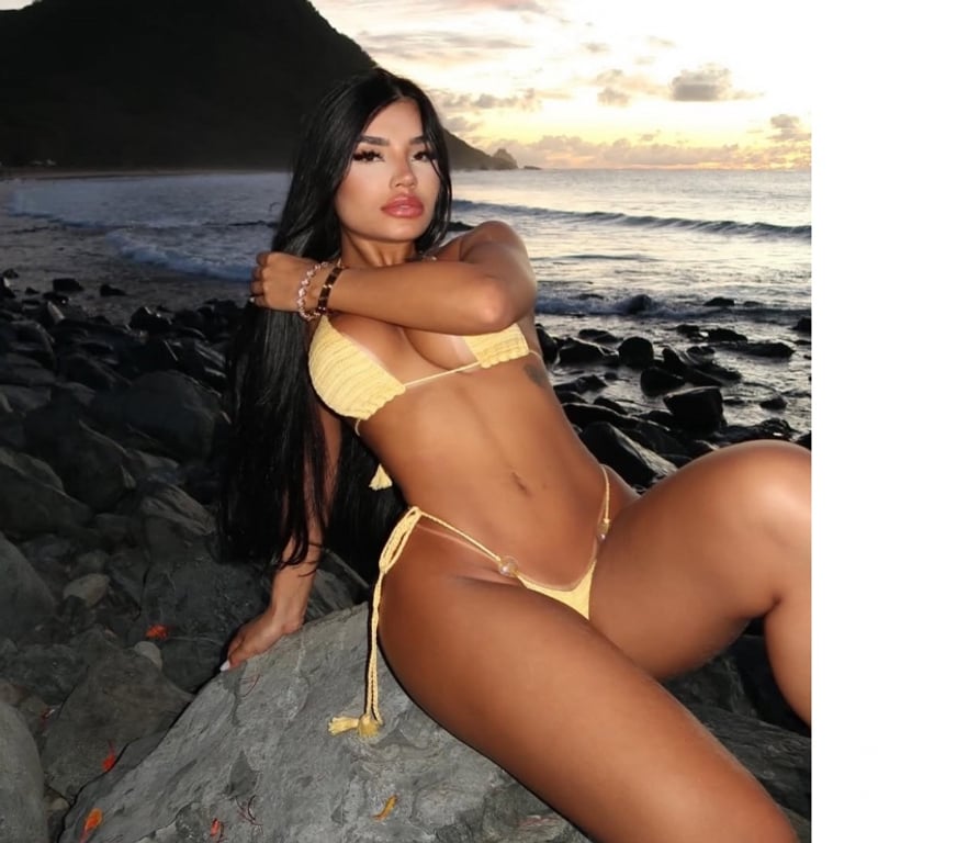 Escorts East London Canary Wharf - East London - Photos for BEST OWO 💦 NAUGHTY 🔥 HOT BODY 🍑