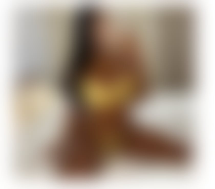 Escorts Warrington Warrington Town Centre - Warrington - Photos for Sexy and dazzling Latin party. Complete girlfriend experienc